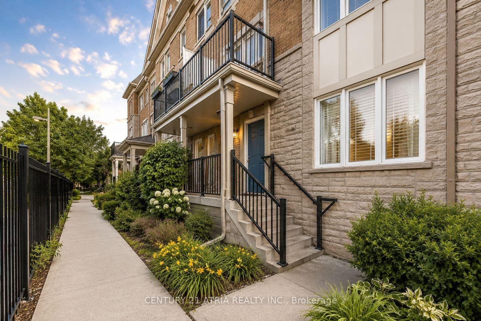 92 Louisbourg Way - Image 3