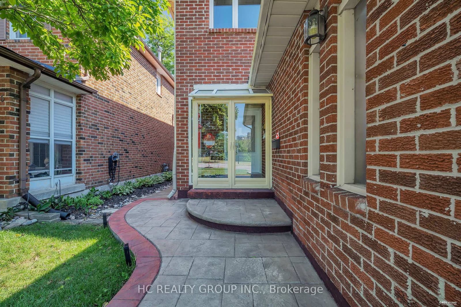 17 Pugsley Avenue - Image 3