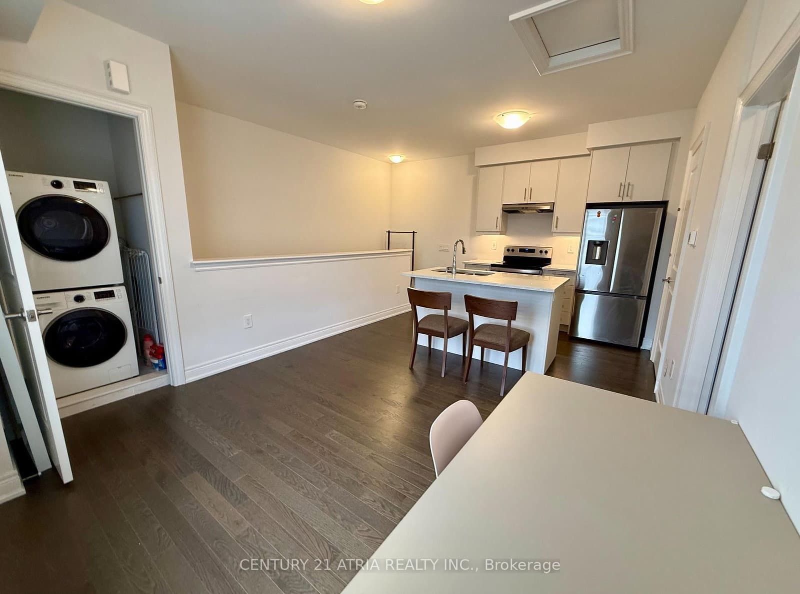 10 Fred Lablanc Drive, Unit Coach Hse - Image 4