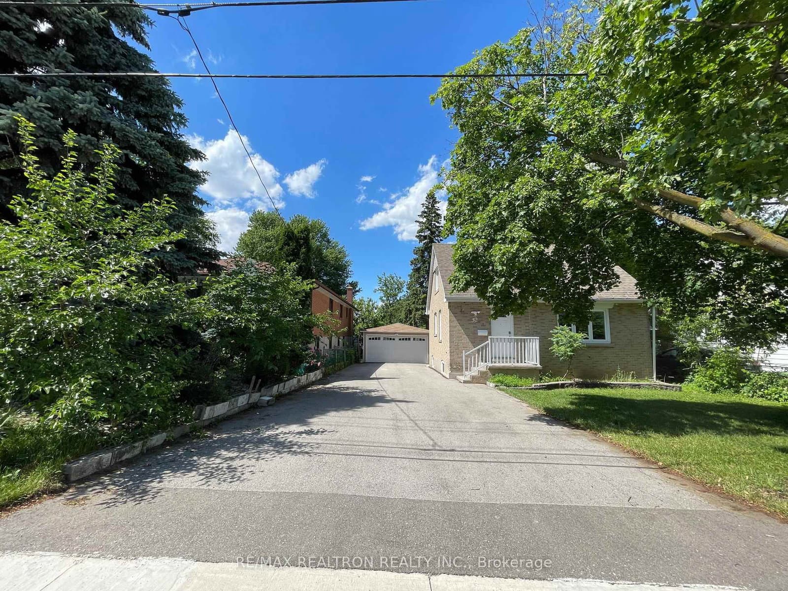 52 Glen Cameron Road - Image 1