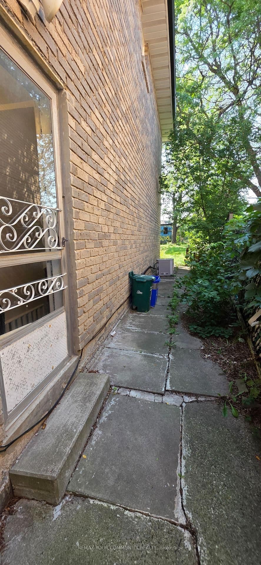 7 Miles Court, Unit LOWER - Image 2