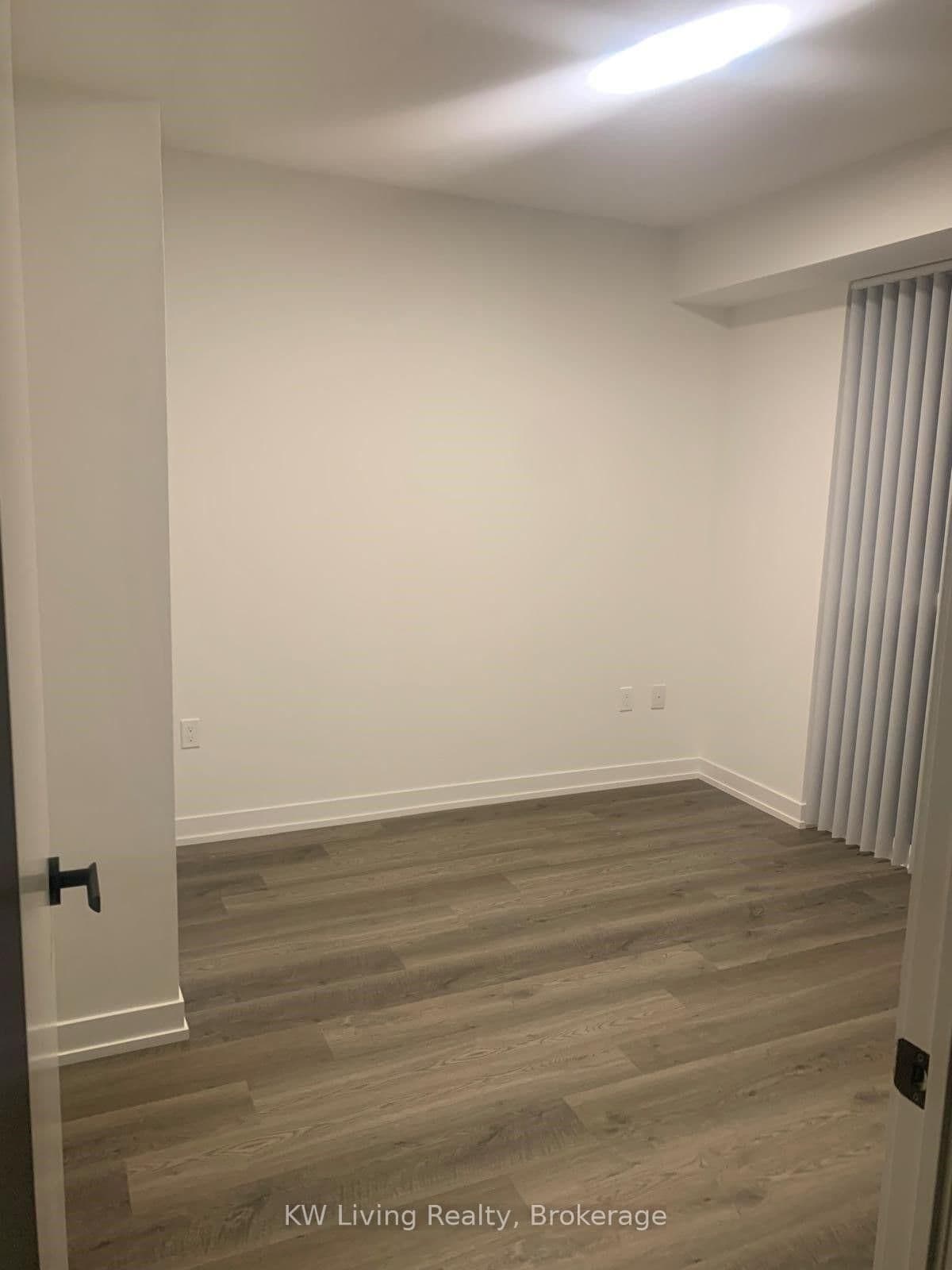 195 Commerce Street W, Unit 309 - Image 4