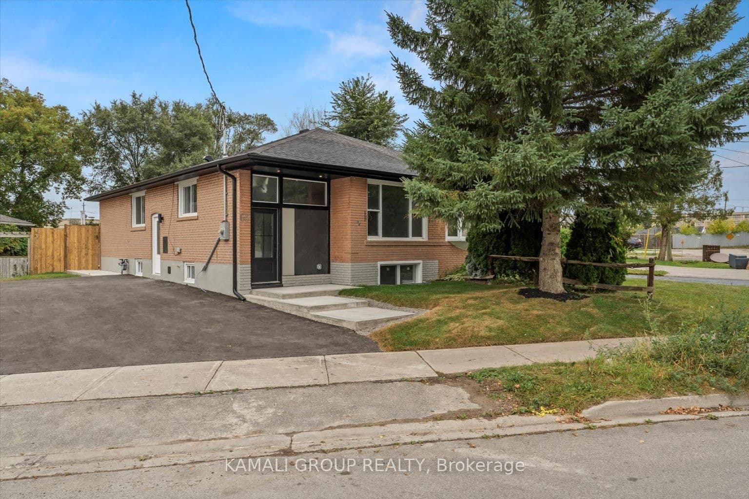 63 Walter Avenue, Unit MAIN - Image 1
