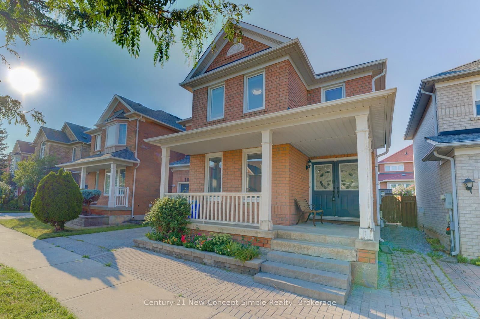 18 Castlemore Avenue - Image 3