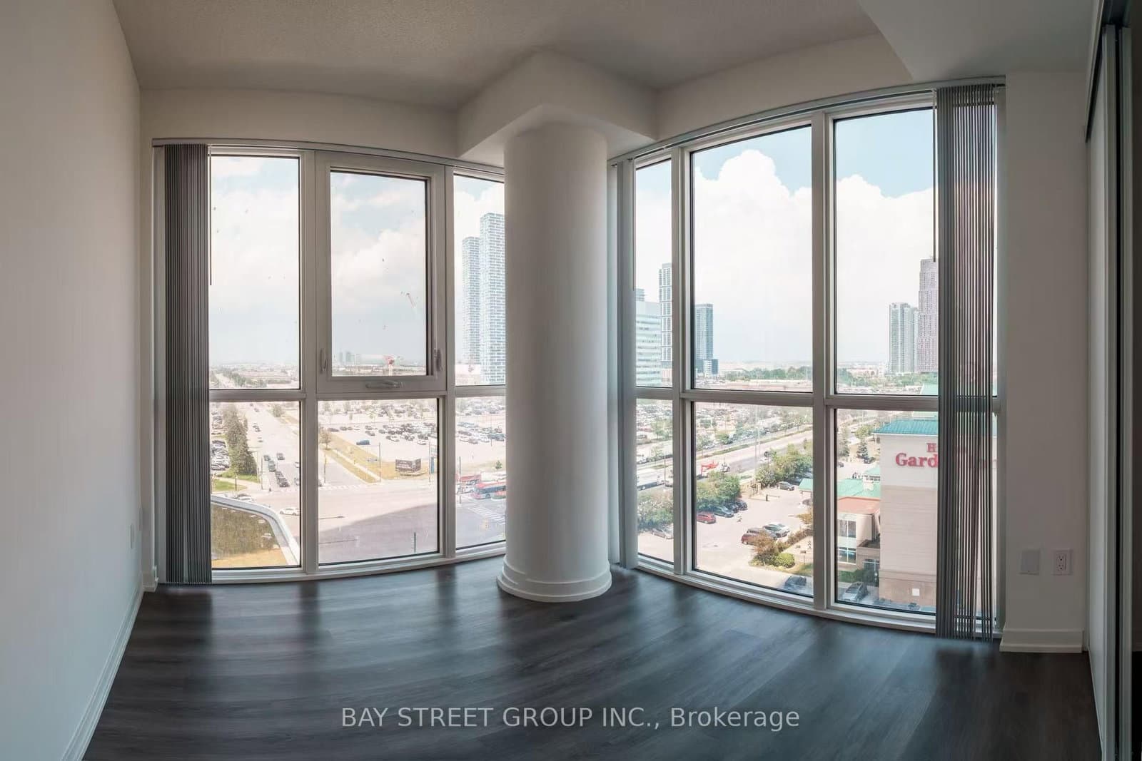 28 Interchange Way, Unit 1105 - Image 5