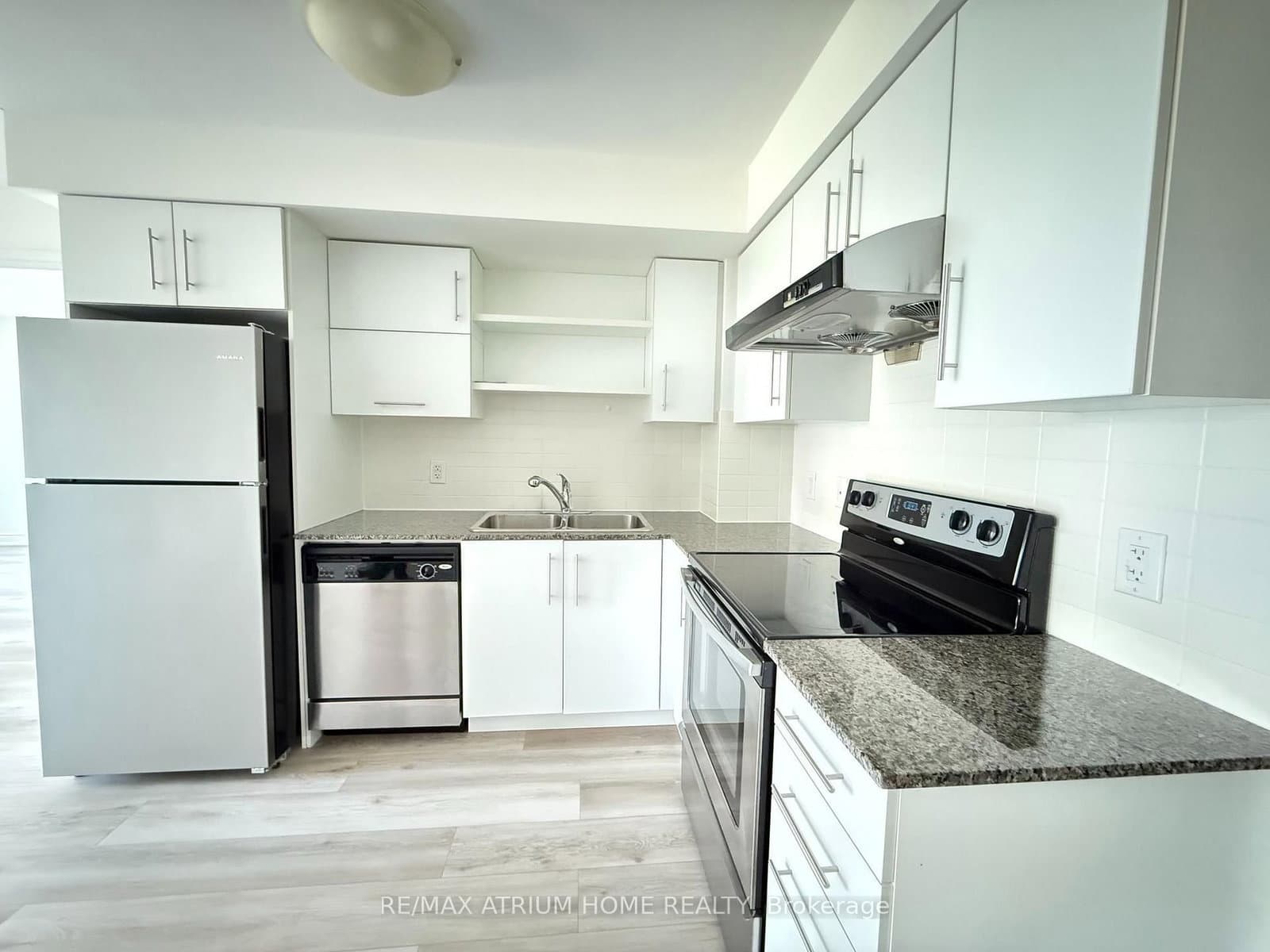 233 South Park Road, Unit 602 - Image 3