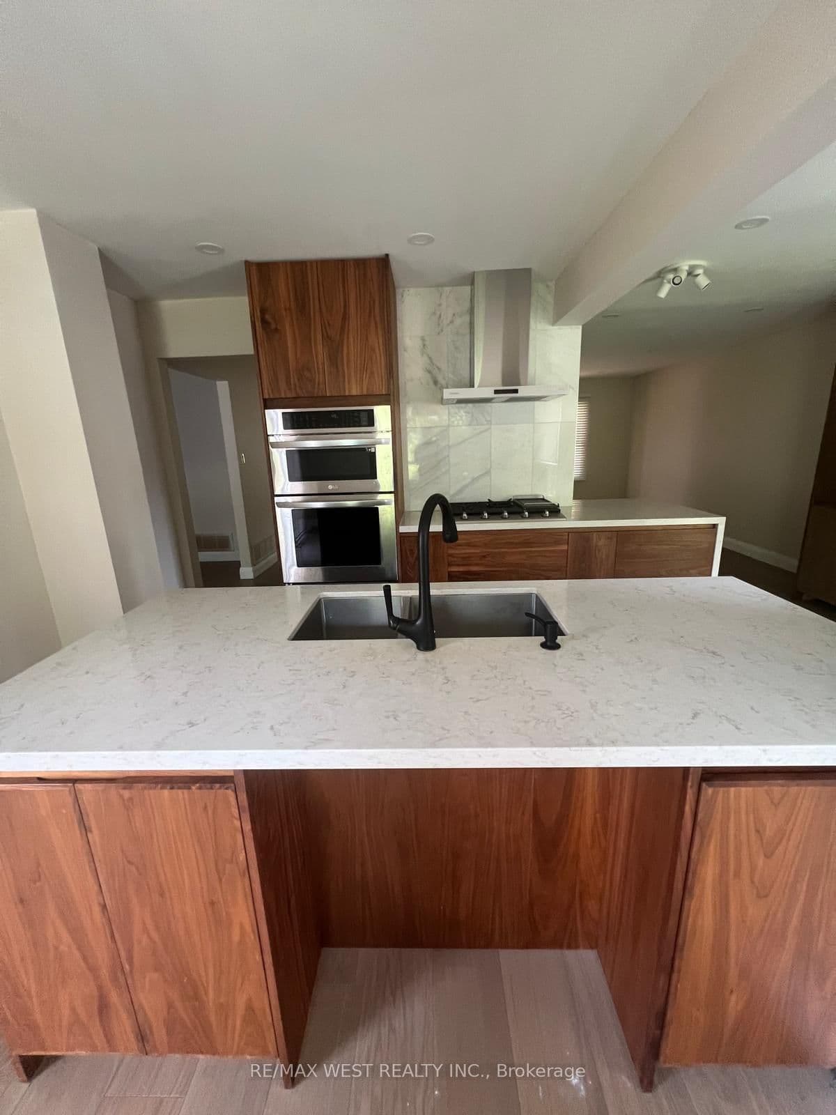 51 Moorcrest Drive - Image 6