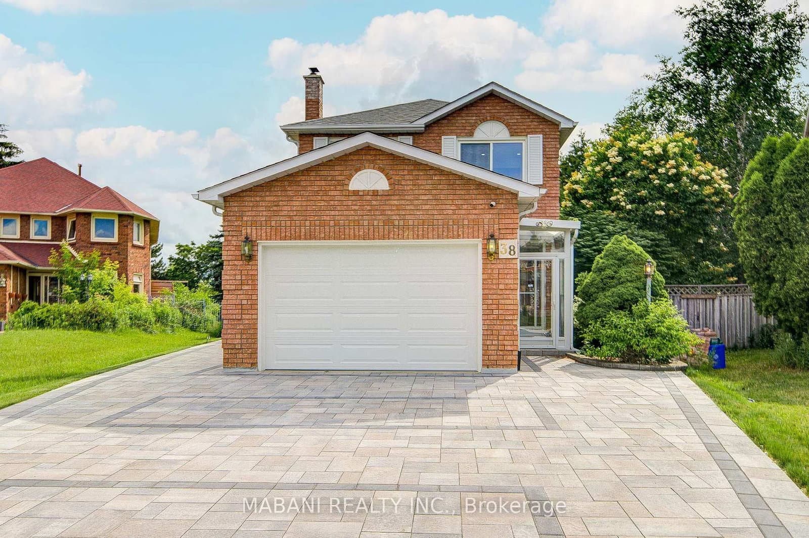 38 Marchwood Crescent - Image 2