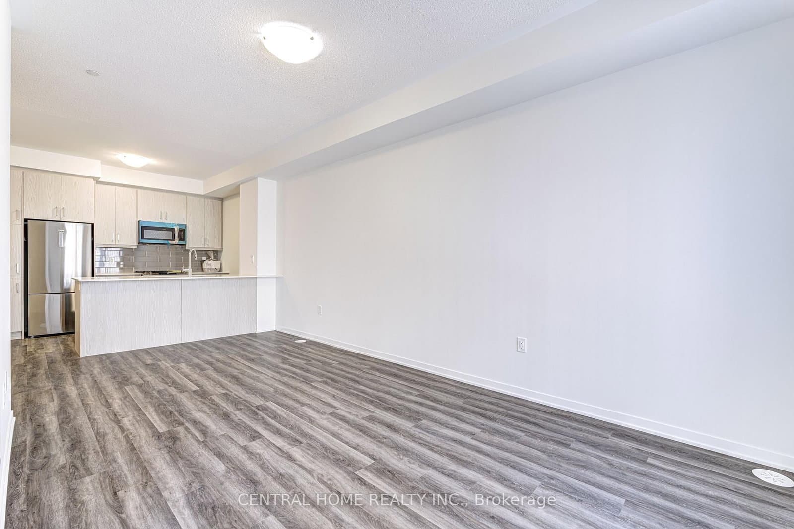 130 Honeycrisp Crescent, Unit TH312 - Image 4