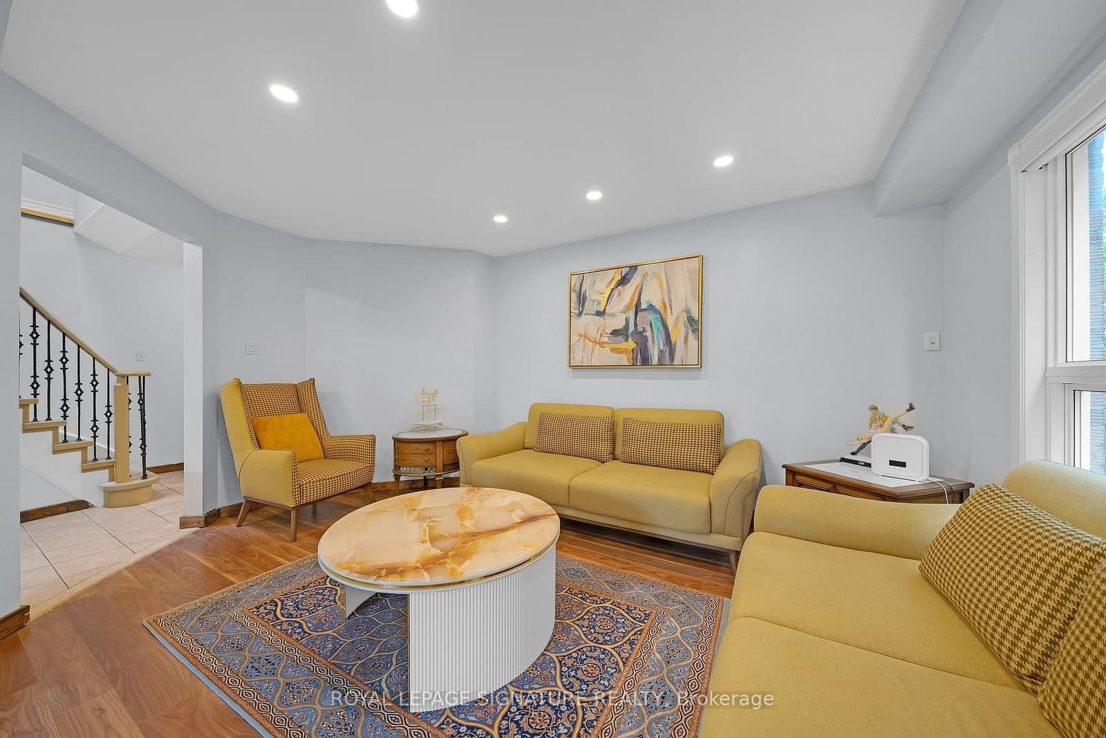 107 Roxborough Lane - Image 5