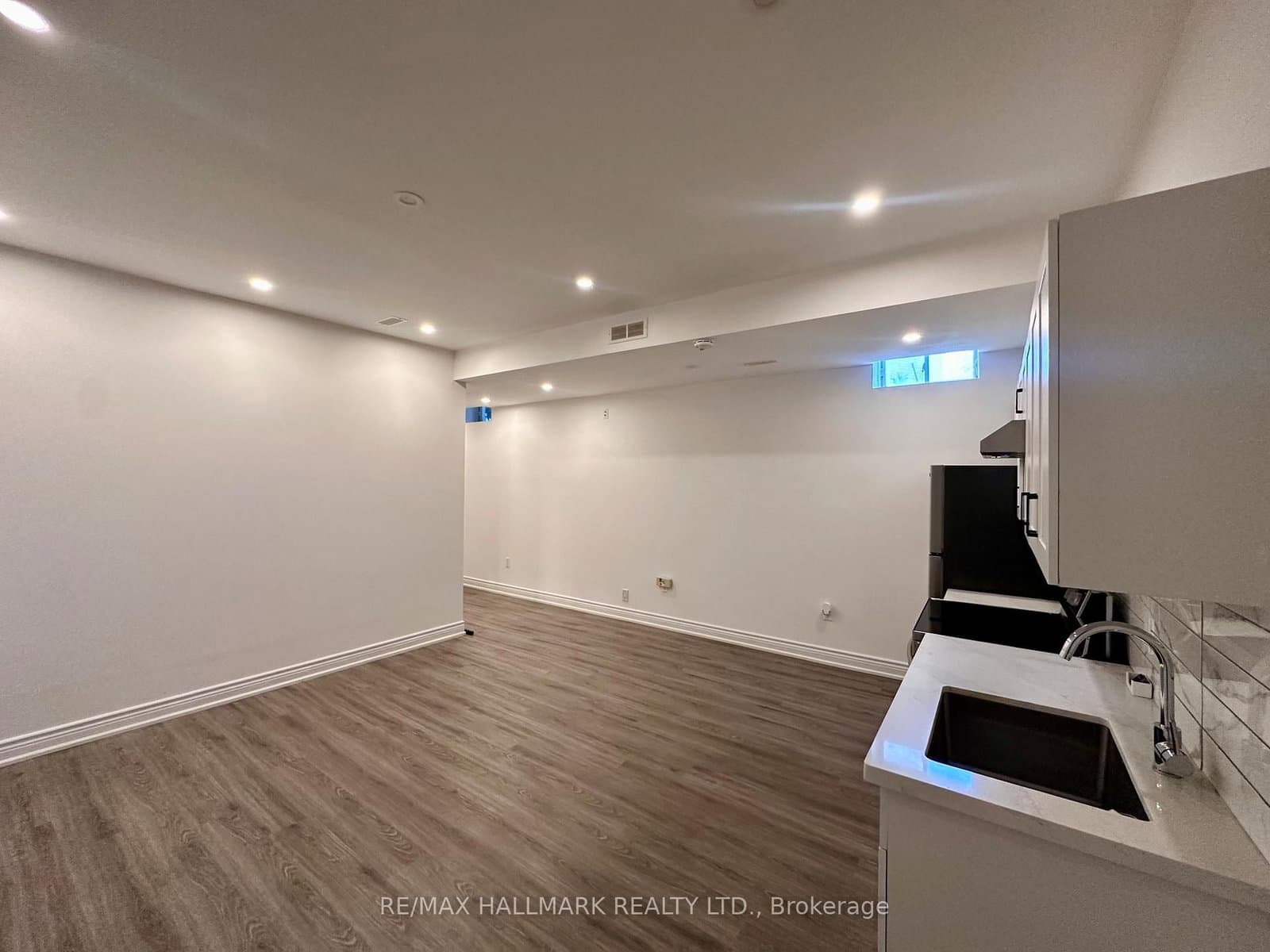 91 Greenbank Drive, Unit Bsmt - Image 4