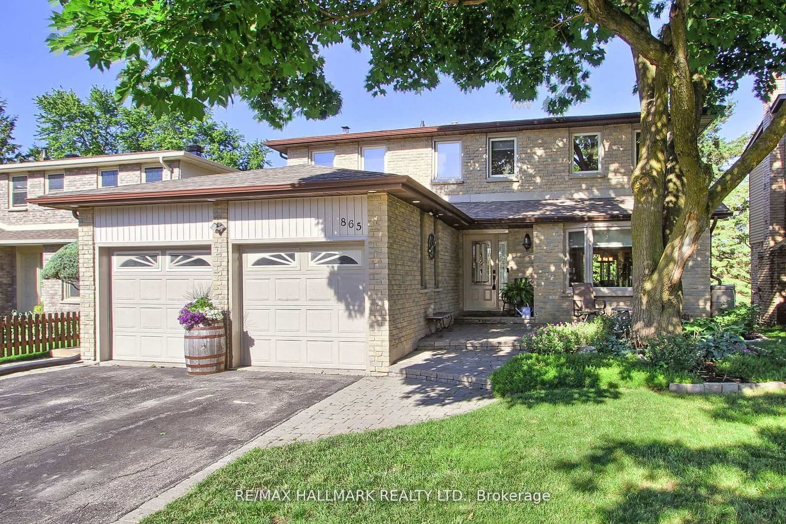 865 Arnold Crescent - Image 2