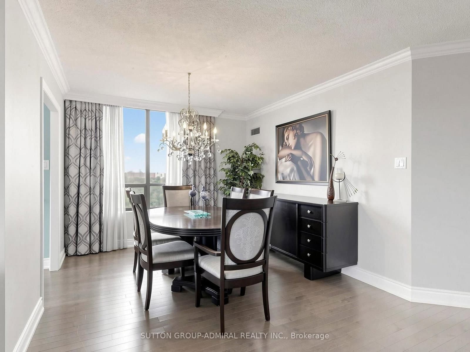 7460 Bathurst Street, Unit 507 - Image 4