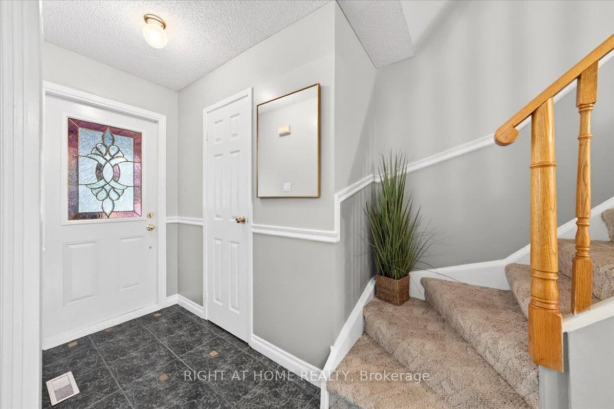 72 Rejane Crescent - Image 4