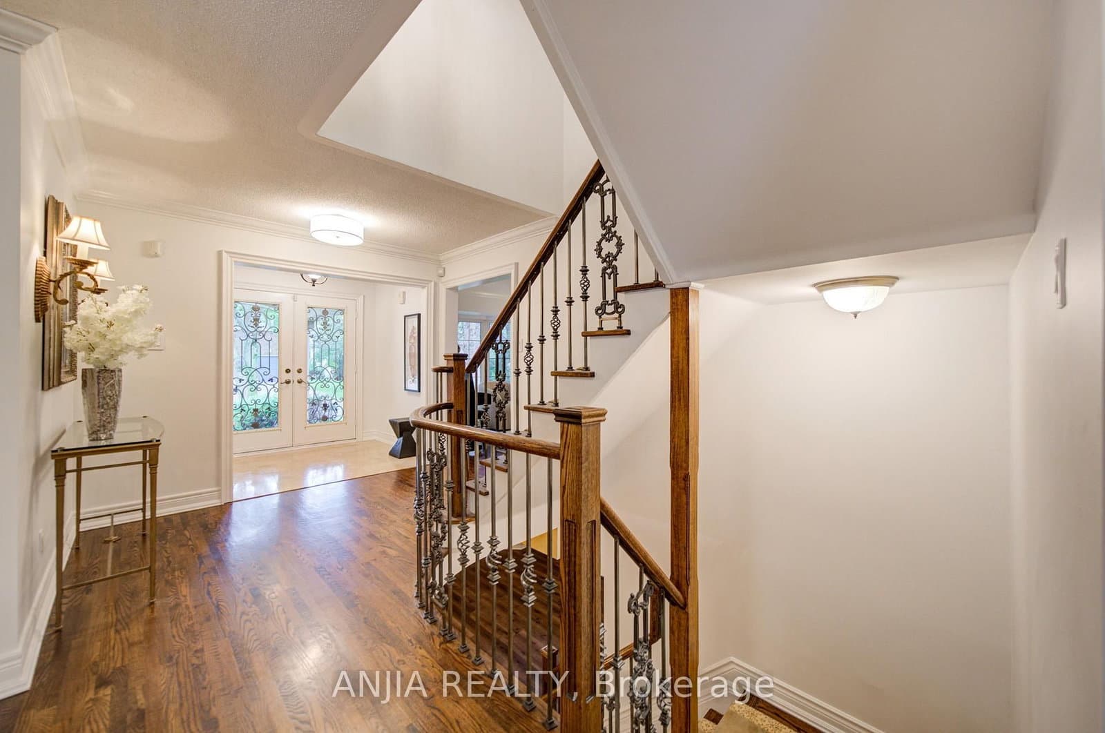 140 Reeve Drive - Image 3
