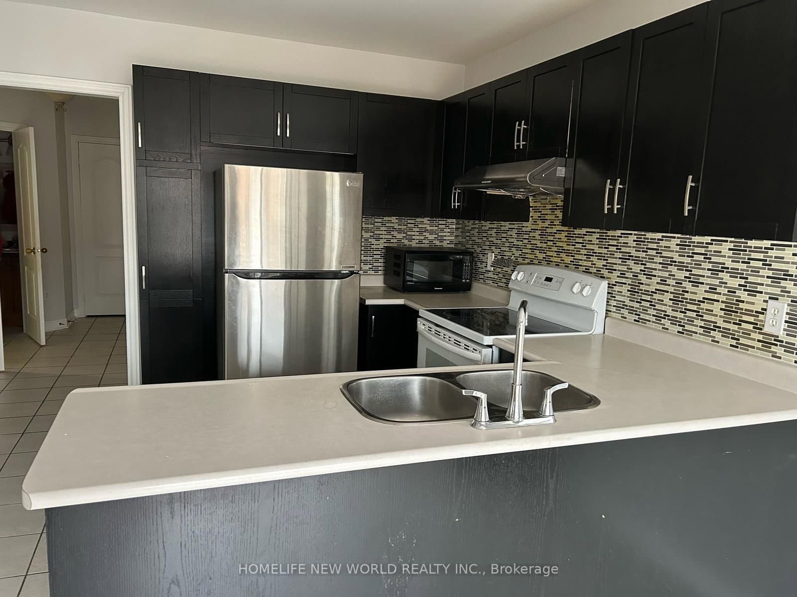 7 Zippora Drive - Image 5