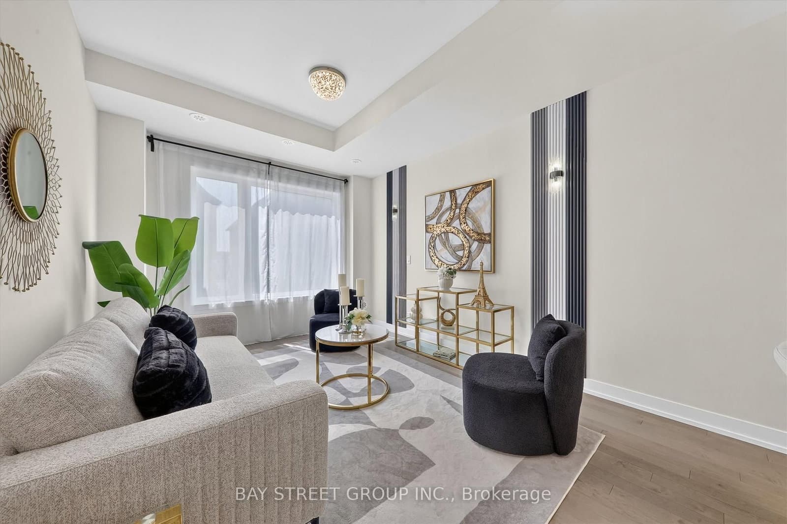 42 HERMAN GILROY Lane - Image 6