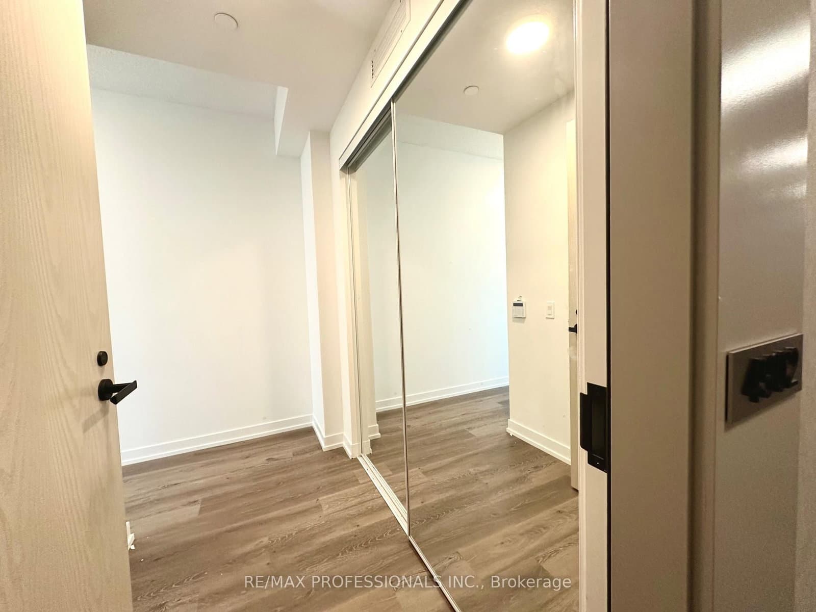 225 Commerce Street, Unit 4902 - Image 4