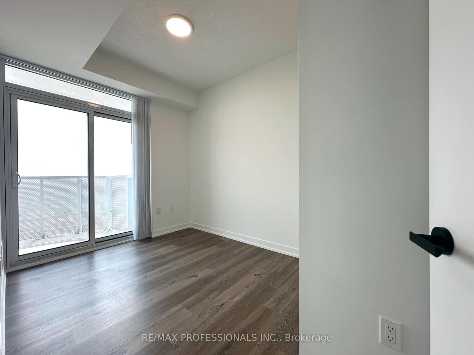 225 Commerce Street, Unit 4902 - Image 6