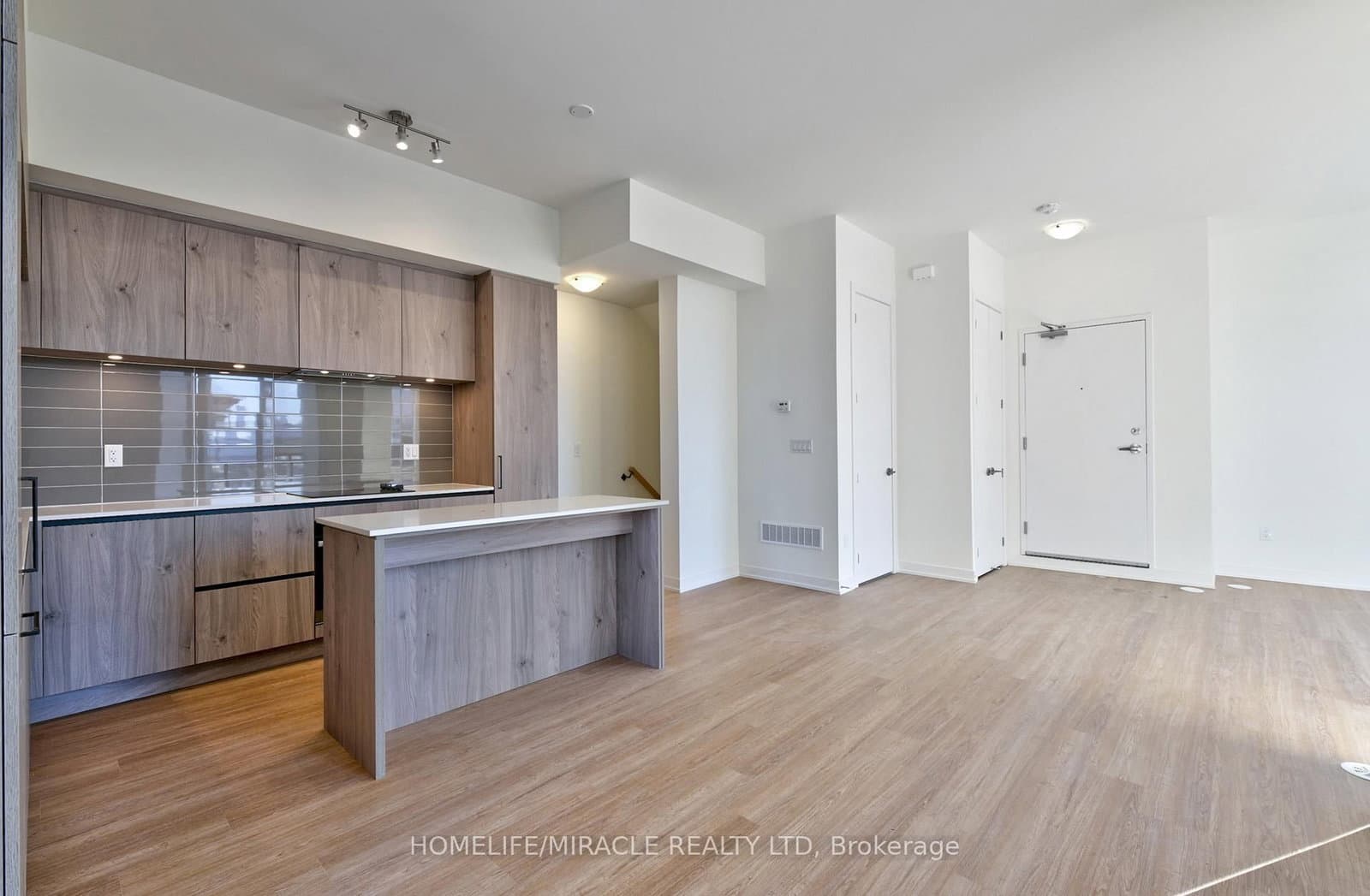 14 David Eyer Road, Unit 1017 - Image 6