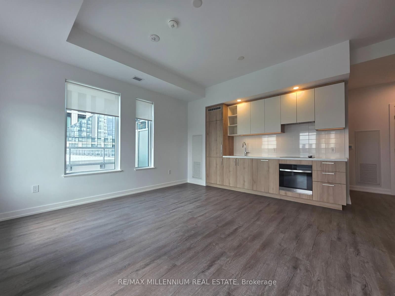 21 Meadowdale Road, Unit 306 - Image 5