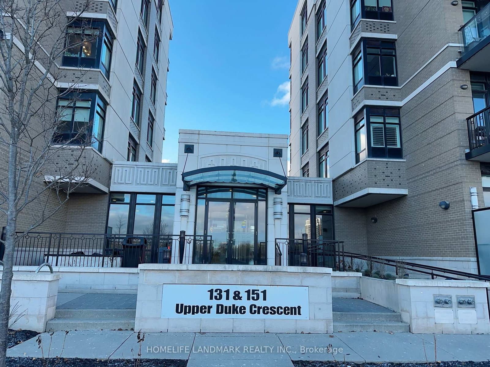 131 Upper Duke Crescent, Unit 410 - Image 2