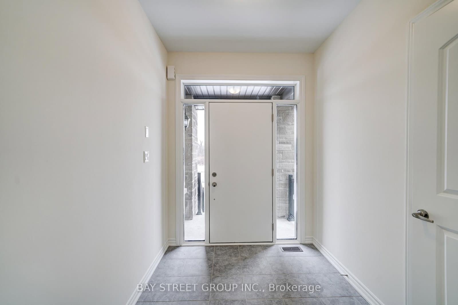 25 Garrett Styles Drive - Image 4