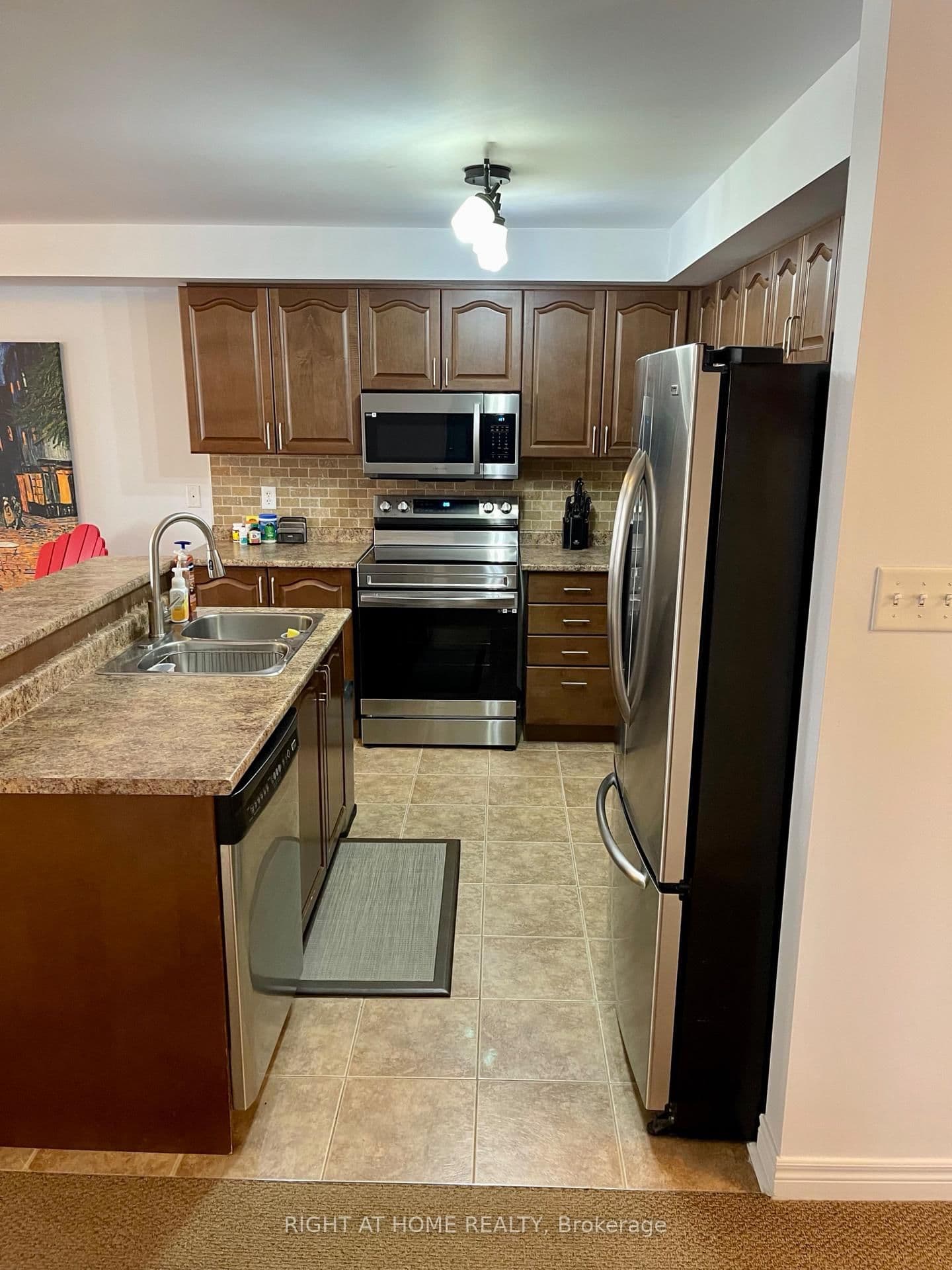 2933 Bur Oak Avenue, Unit A - Image 3