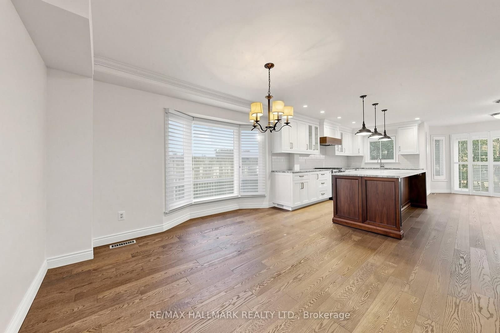 145 Old Surrey Lane - Image 4