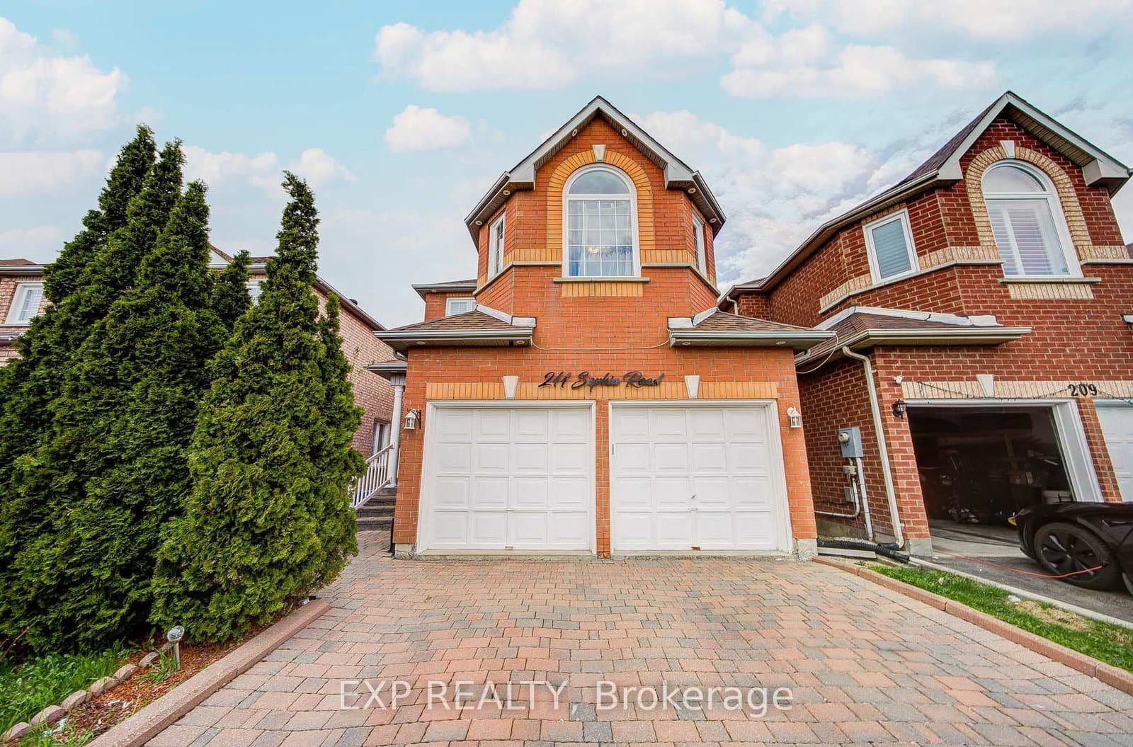 211 Sophia Road - Image 1
