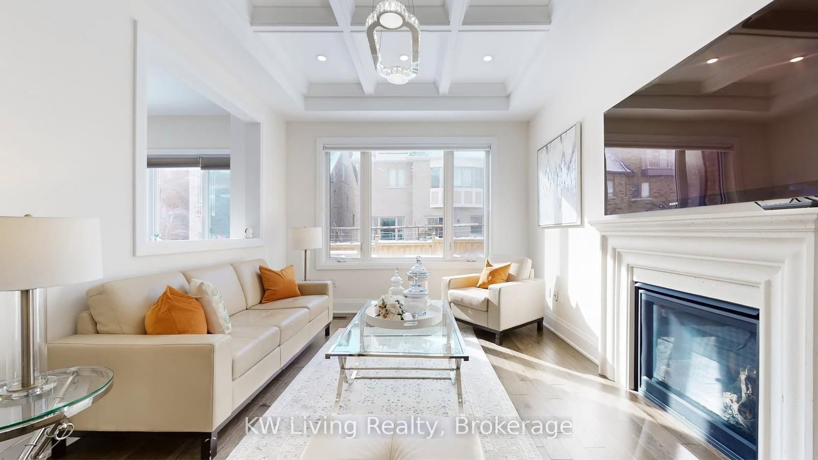 92 Giardina Crescent S - Image 2