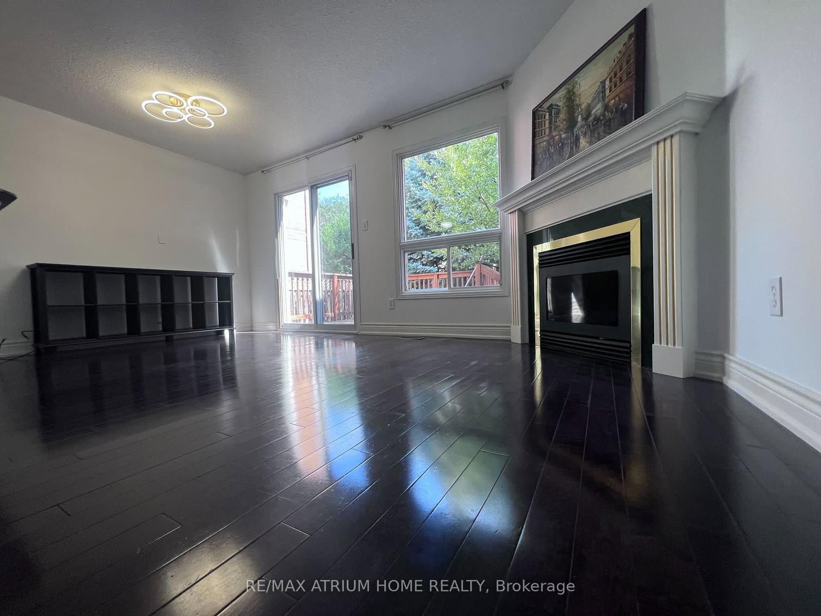 18 Breezeway Crescent - Image 2