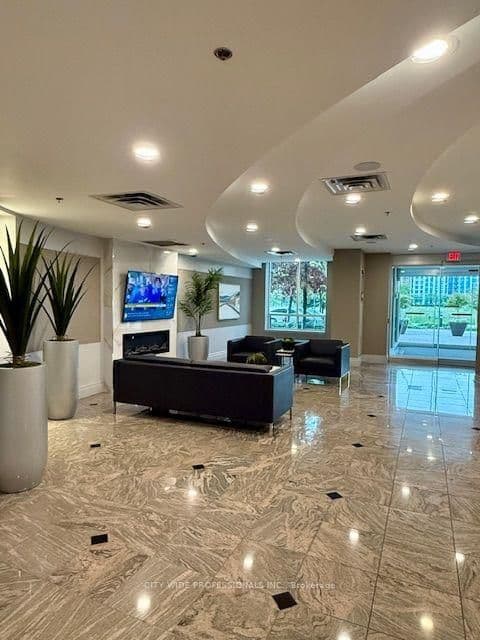 39 Oneida Crescent, Unit 509 - Image 5