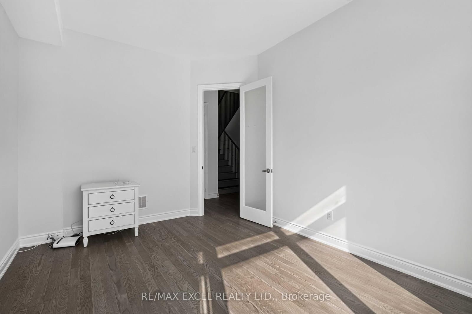 9540 Weston Road, Unit Upper - Image 3