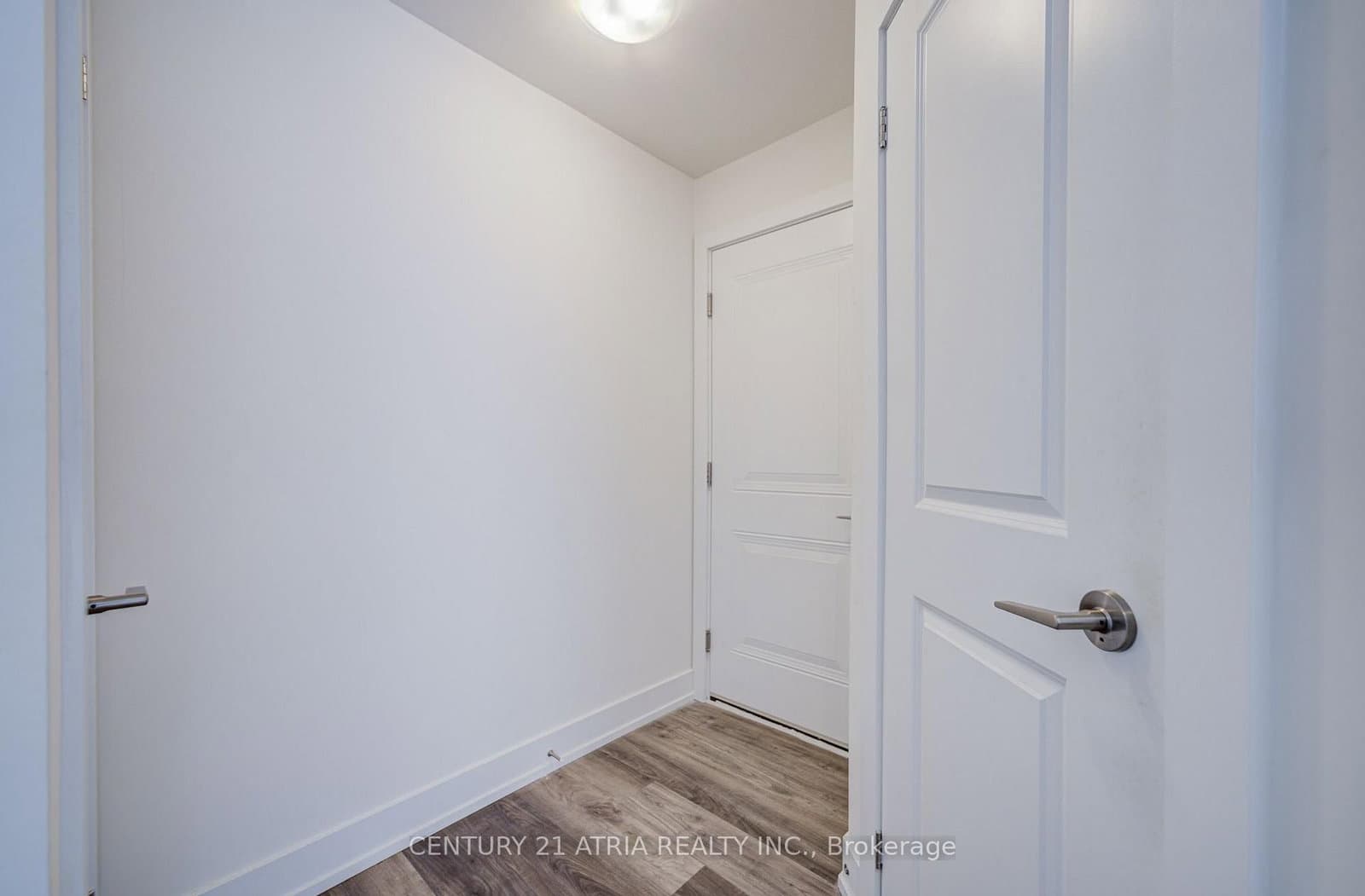 1 Bond Crescent, Unit 1 - Image 6