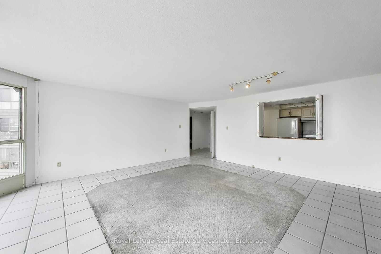 5 Weldrick Road W, Unit 611 - Image 4