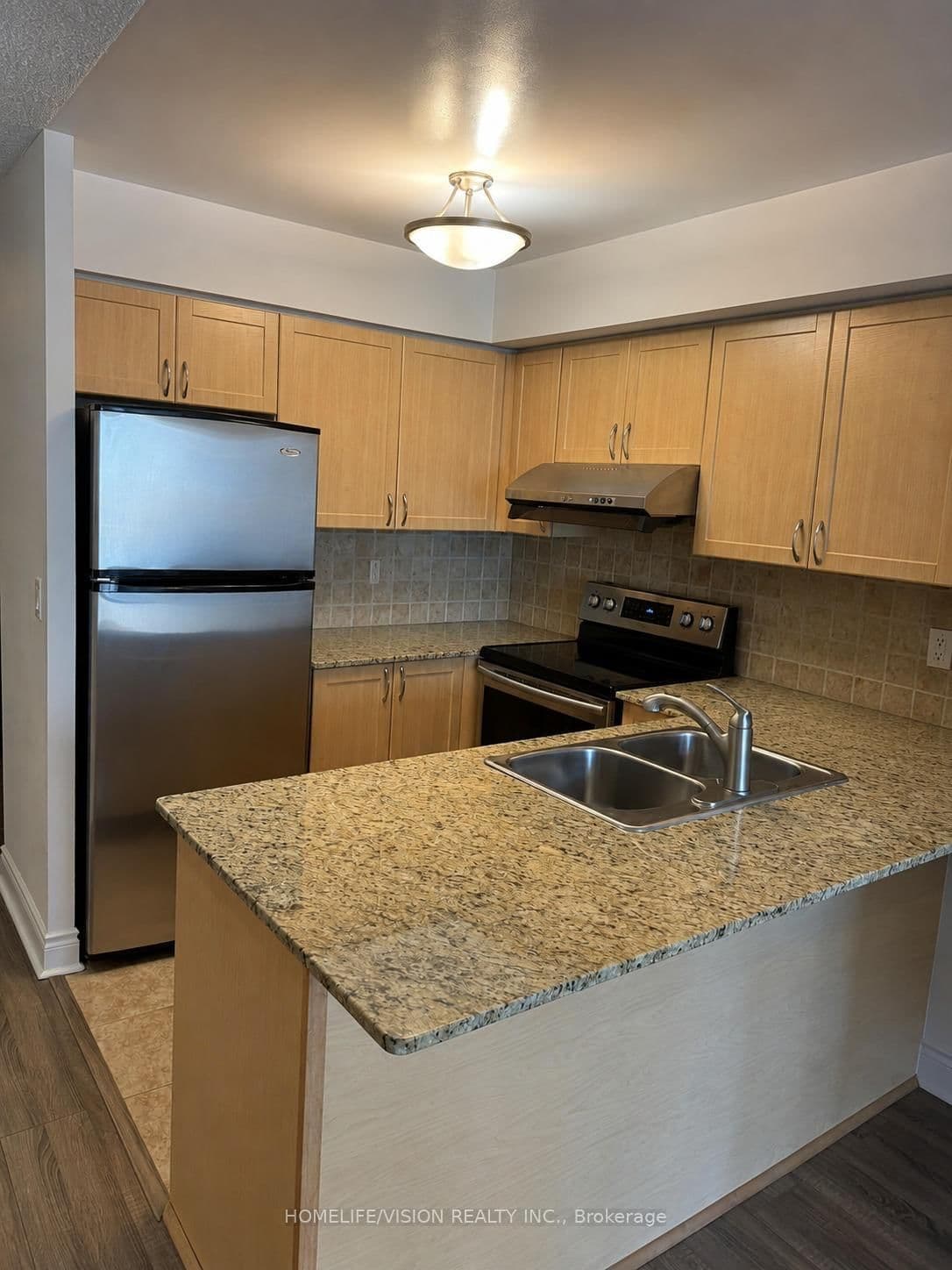 7 N Park Road, Unit 604 - Image 3