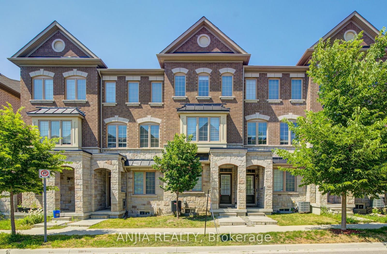 134 Frederick Wilson Avenue - Image 2