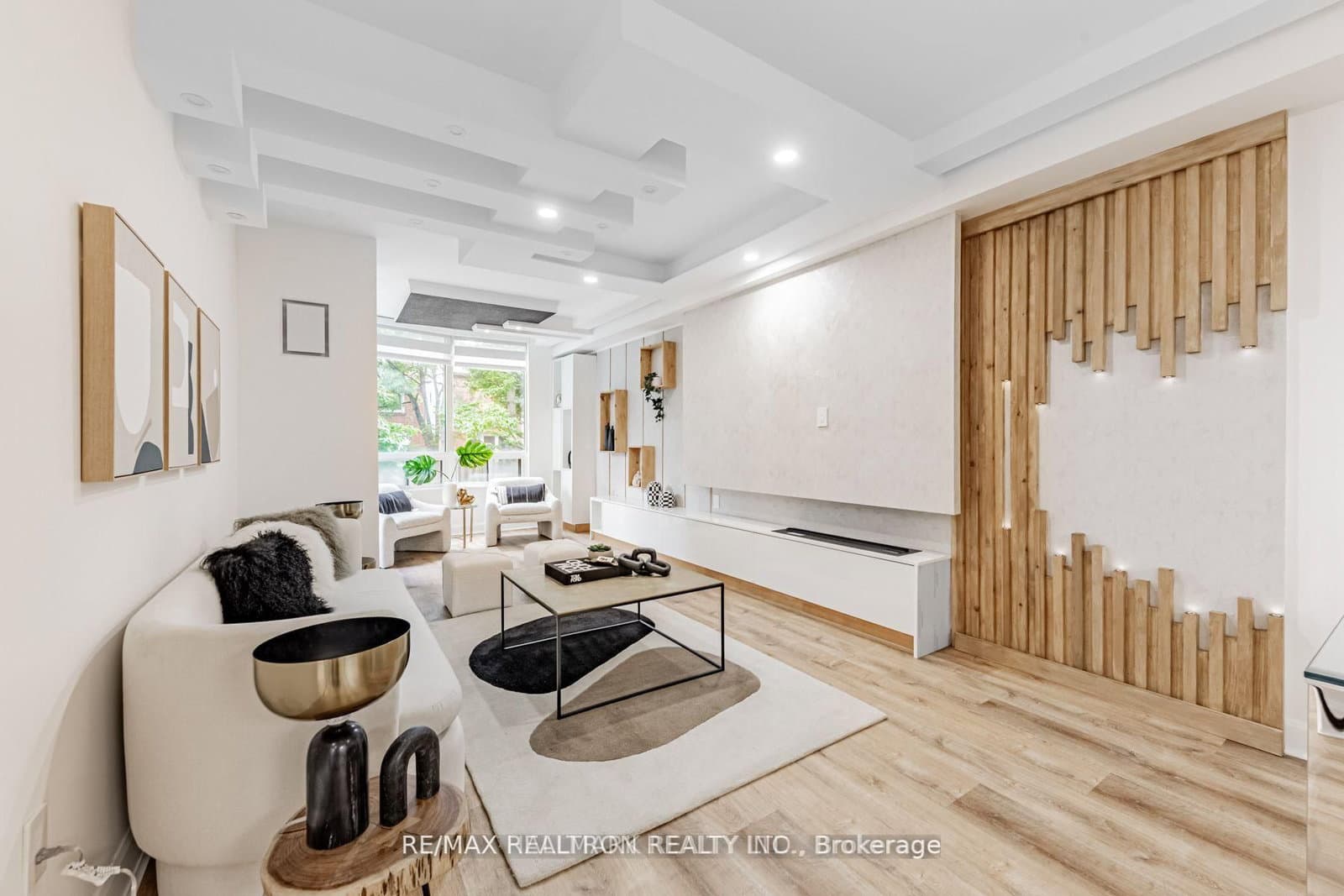 333 Clark Avenue W, Unit 321 - Image 3
