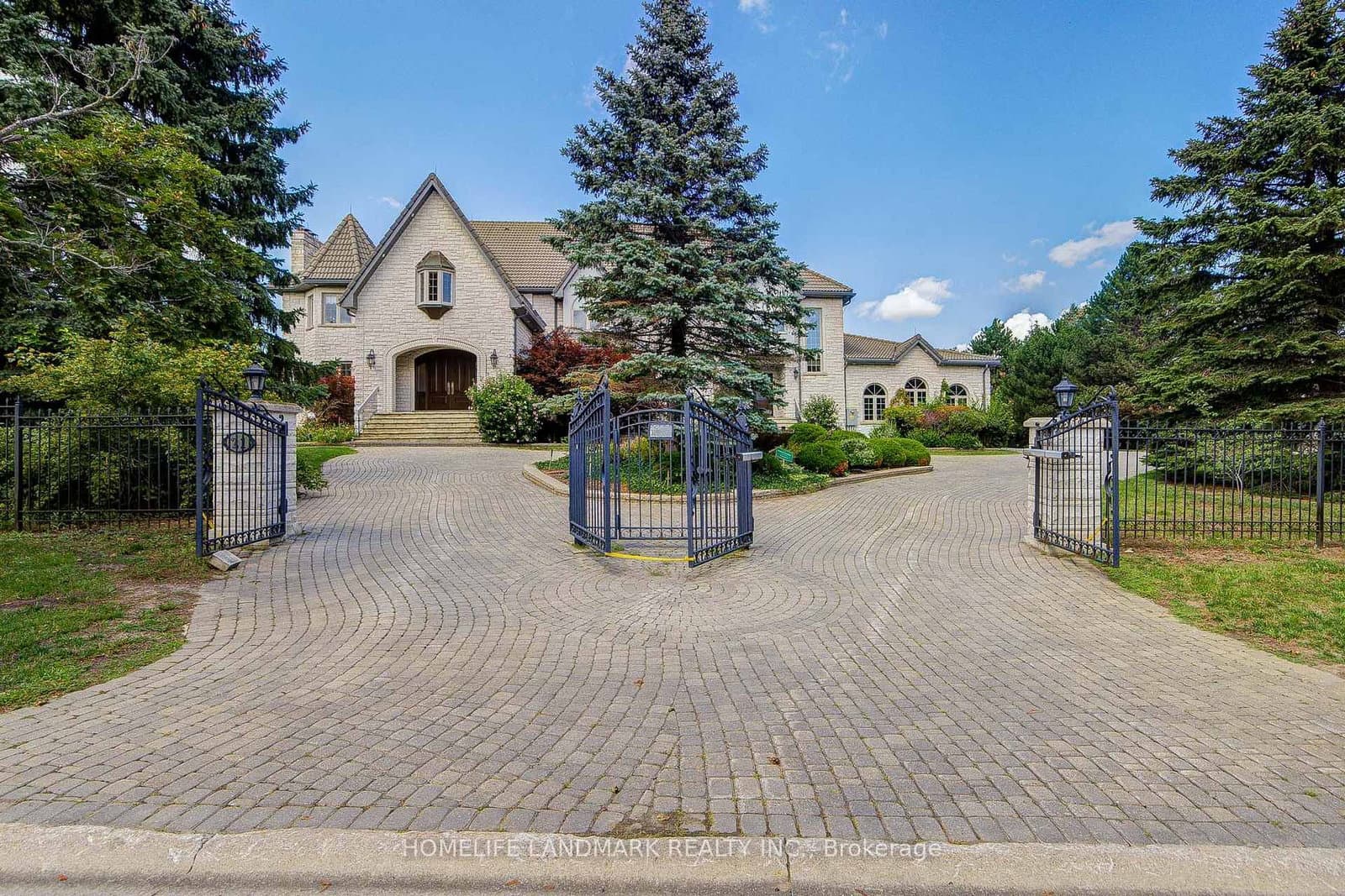 21 Kensington Drive - Image 3