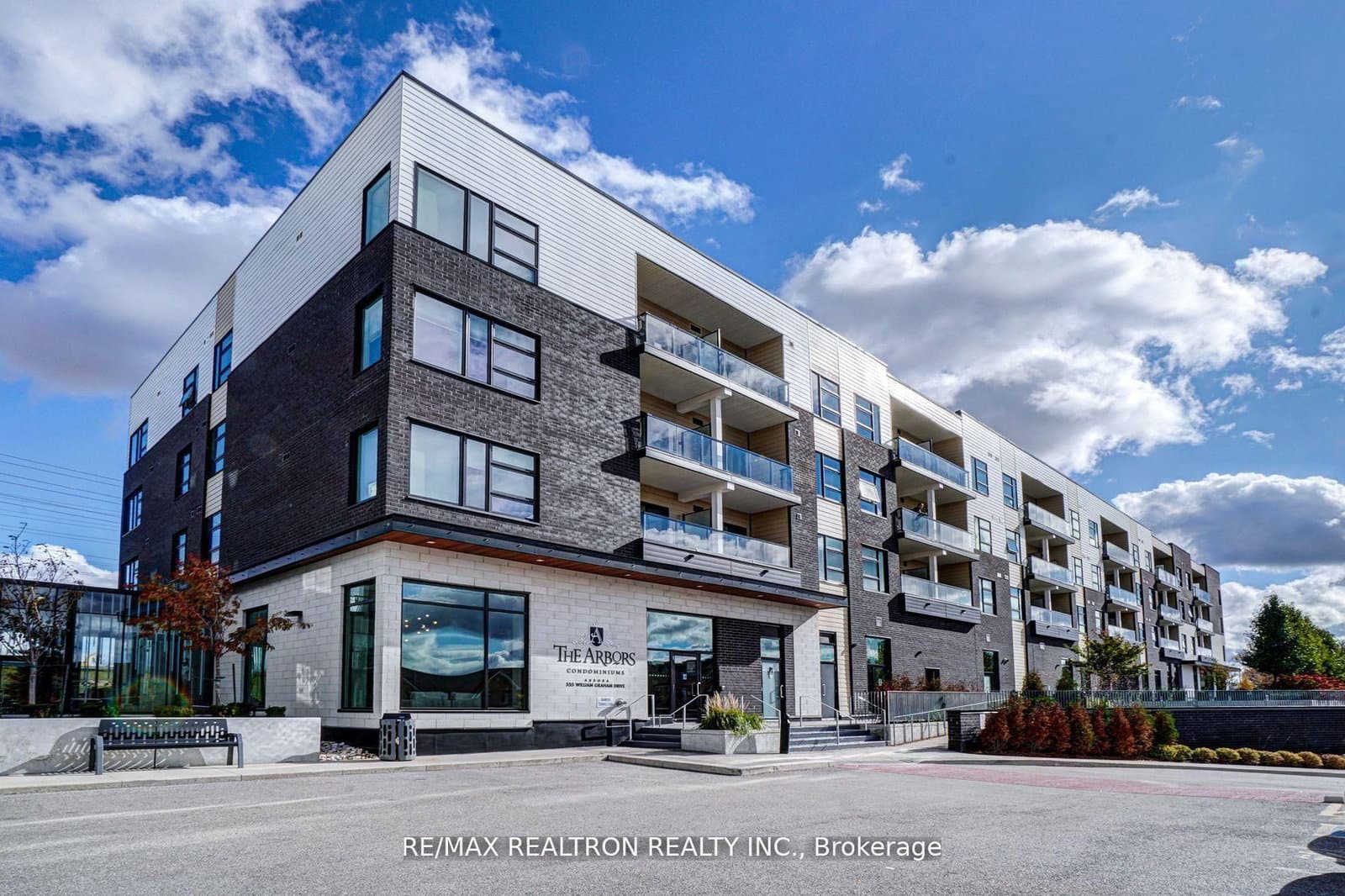 #228 - 555 William Graham Drive
