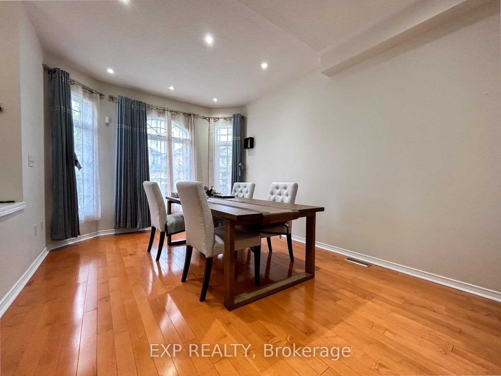 7 Davidoff Street - Image 4