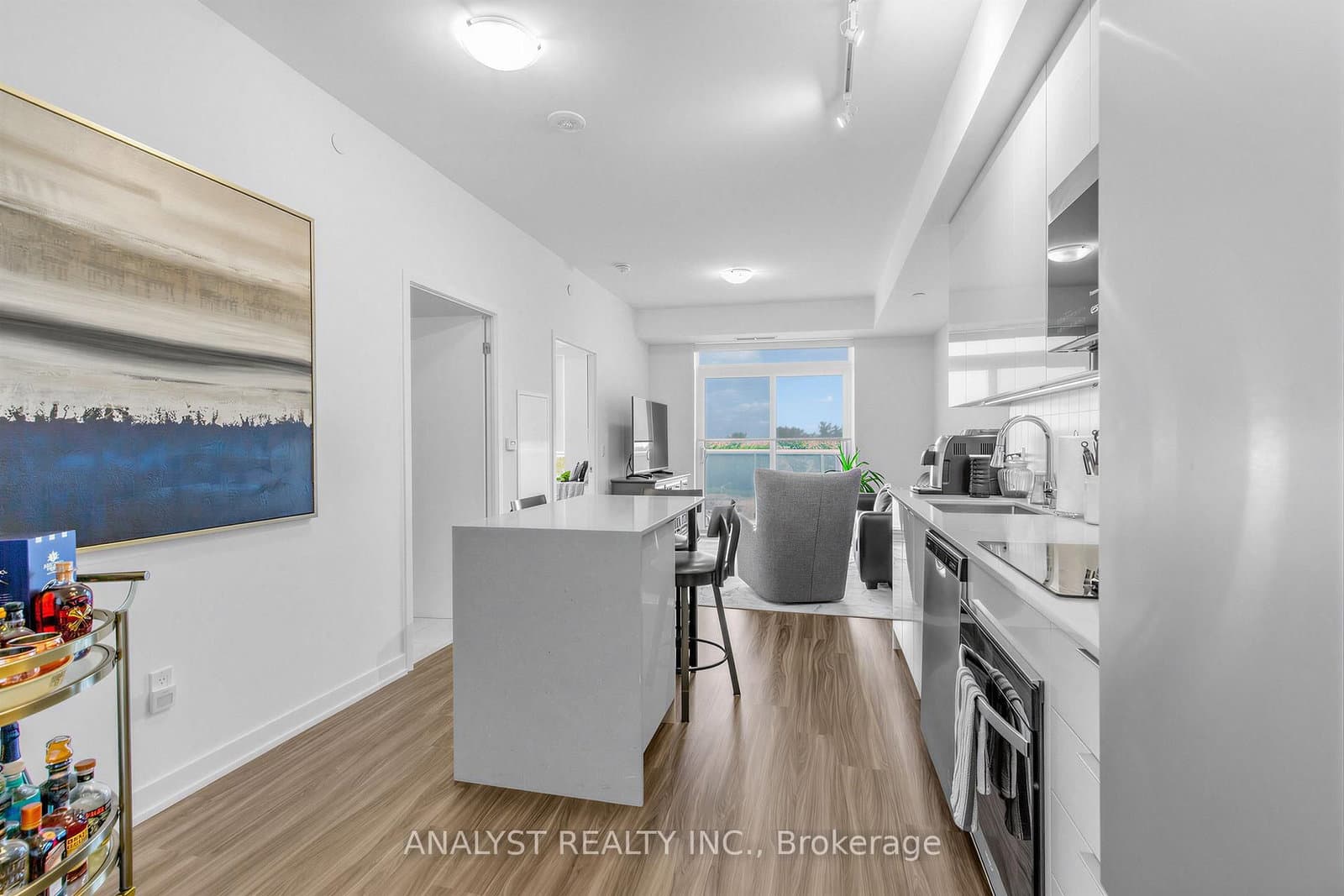 498 Caldari Road, Unit 522 - Image 2
