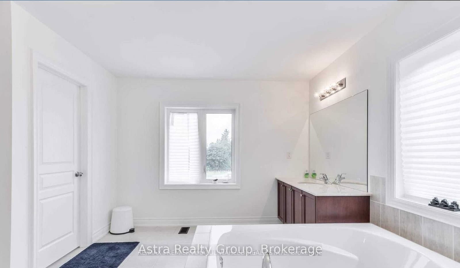 596 Mactier Drive - Image 6
