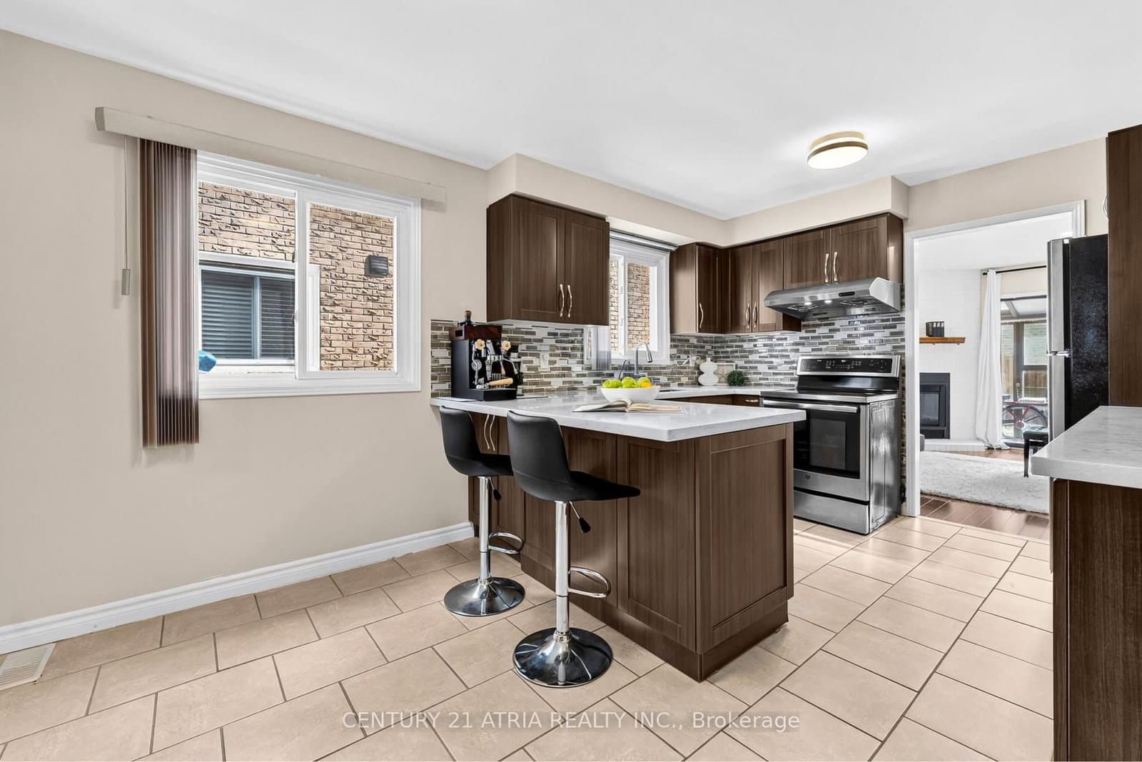 22 Ketchum Crescent - Image 5