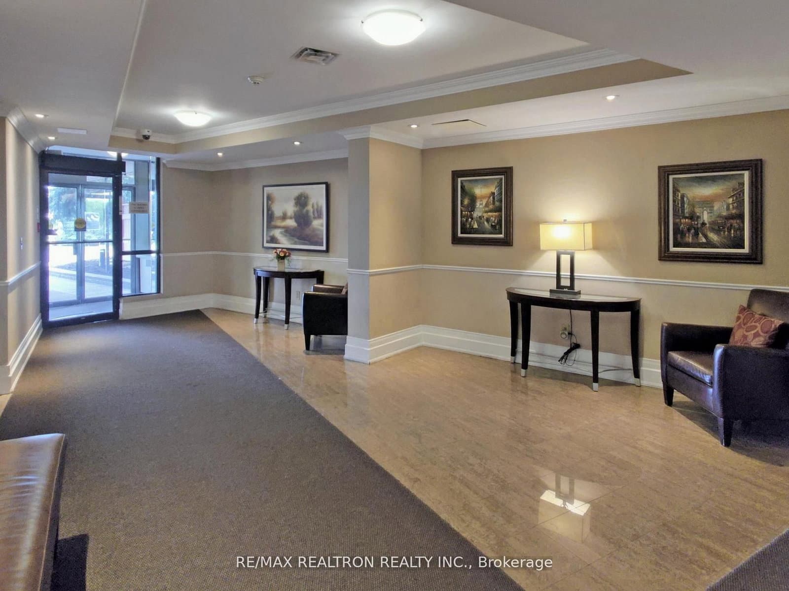 40 Harding Boulevard W, Unit 1015 - Image 3