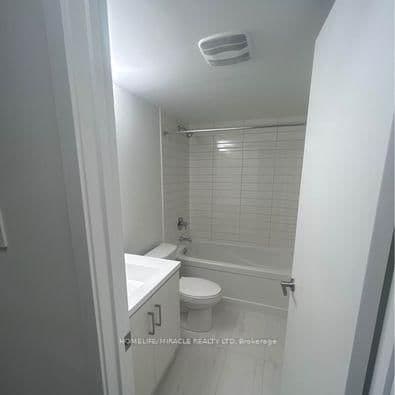 39 Honeycrisp Crescent, Unit 81 - Image 4