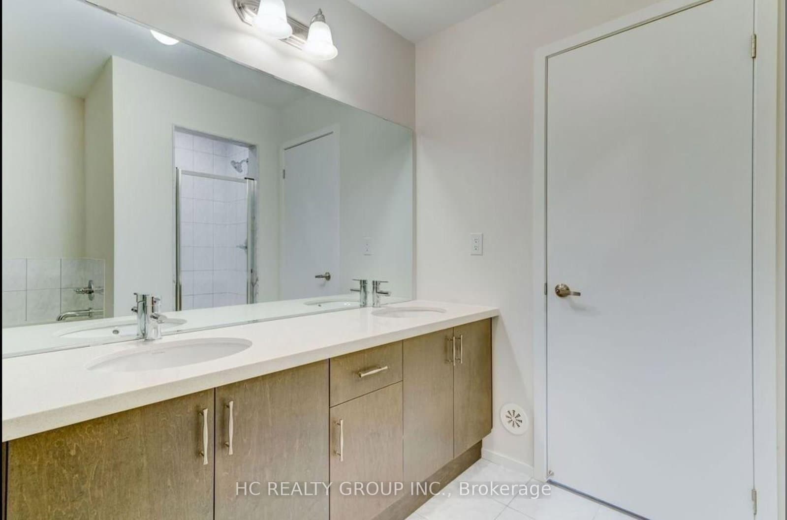 18 William Russell Lane - Image 4