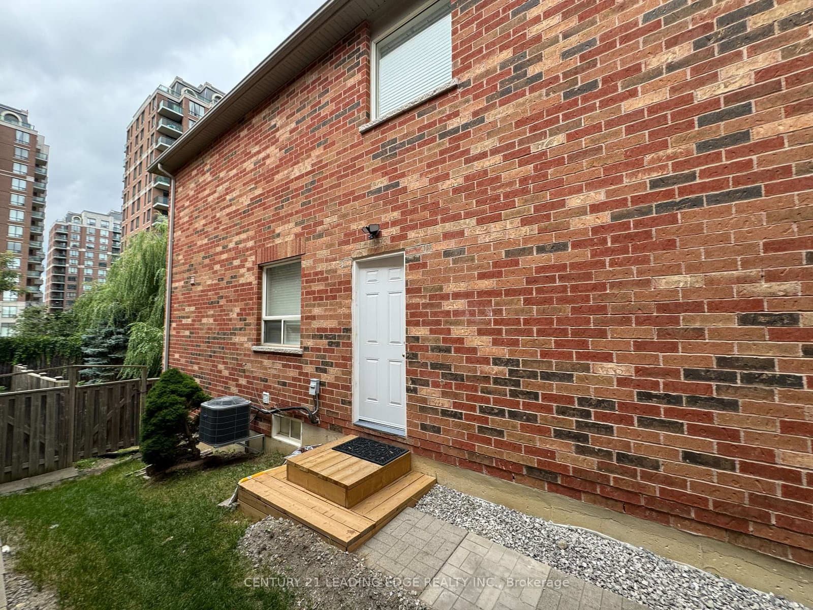 97 Revelstoke Crescent, Unit Basement - Image 2