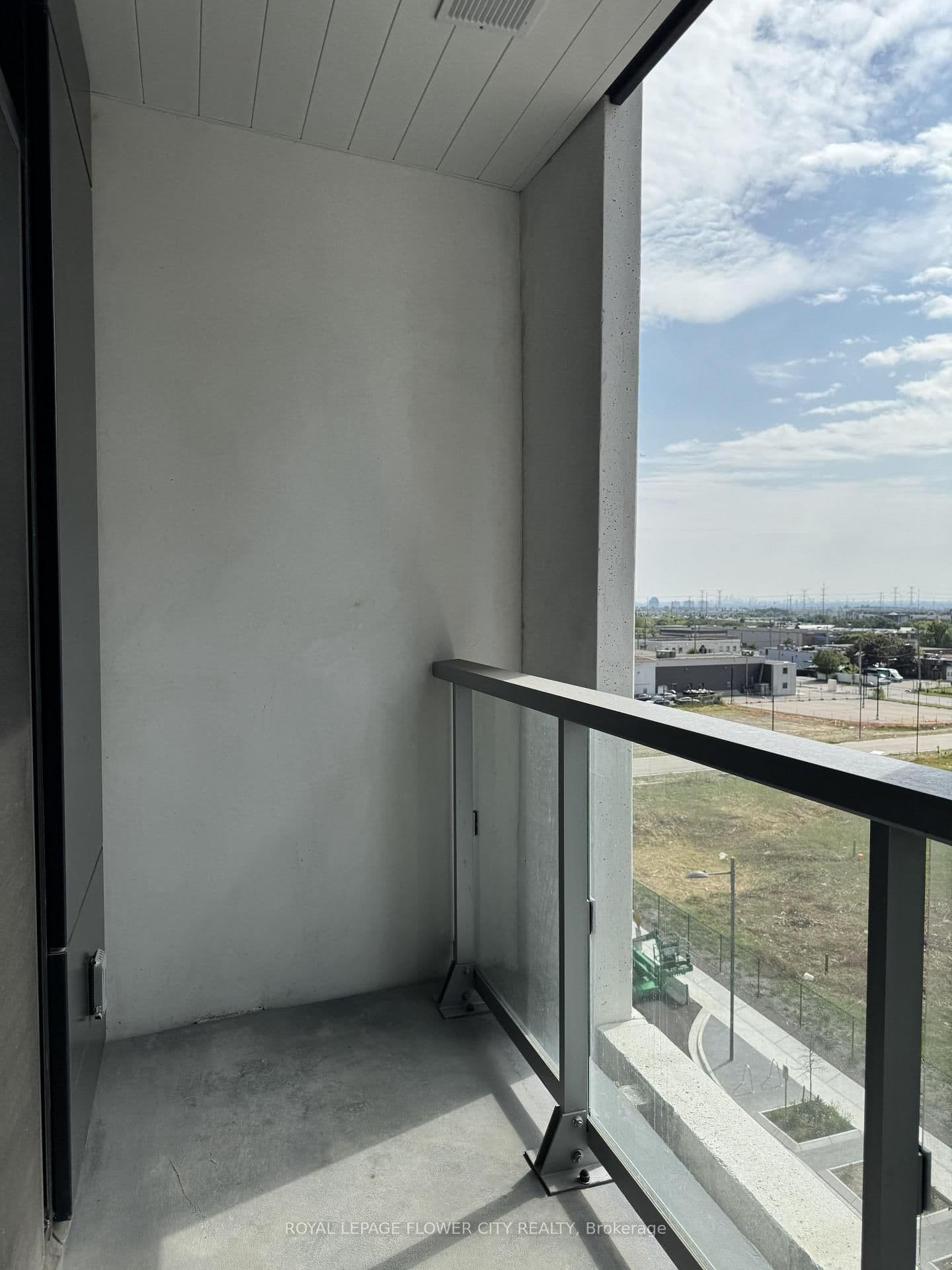 5 Meadowdale Road, Unit 513 - Image 6